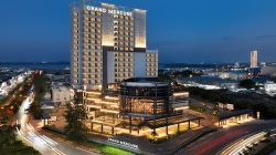 Nikmati Liburan Premium di Grand Mercure Batam Centre dengan Diskon hingga 20%