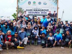 Pemprov Kepri Tanam Ribuan Bibit Bakau, Sekda Misni: Langkah Kecil Berdampak Besar bagi Bumi