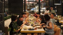 Swiss-Kitchen LIVE Hadir di Grand Swiss-Belhotel Harbour Bay Batam, All-You-Can-Eat BBQ