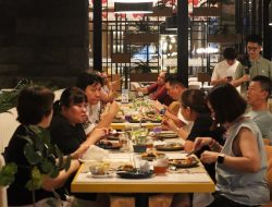Swiss-Kitchen LIVE Hadir di Grand Swiss-Belhotel Harbour Bay Batam, All-You-Can-Eat BBQ
